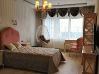 Дизайнерское оформление детской шторами и покрывалом на кровать, квартира г. Москва