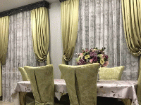 Классический дизайн штор в кухне-столовой в частном доме, Пушкино п.Клязьма