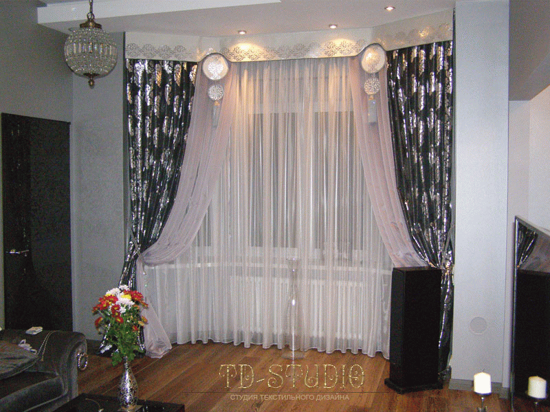 Текстильное оформление гостиной шторами, квартира Москва пр-т Мира