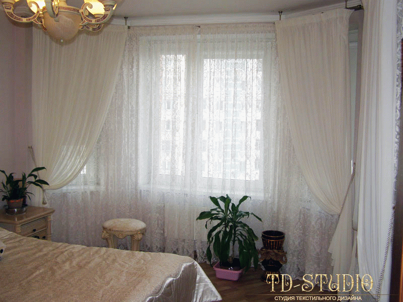 Тюлевые шторы в интерьере спальни, квартира Мытищи
